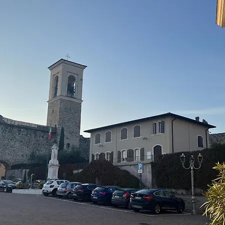 Al Tulipano Polpenazze del Garda